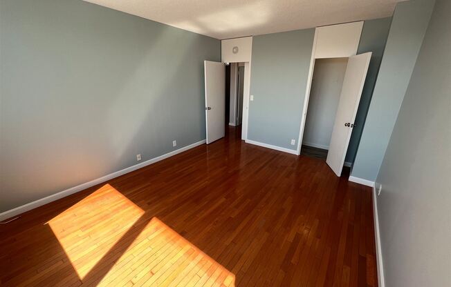 85 E India Row