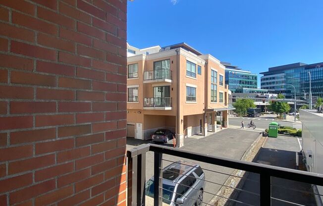 Studio, 1 bath, 175 sqft, $1,250, Unit 214