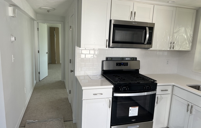 1 bed, 1 bath, 700 sqft, $2,600, Unit 1