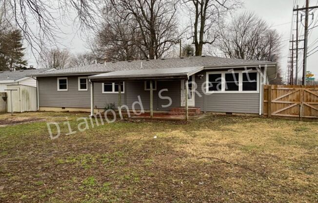 3 beds, 2 baths, $1,449