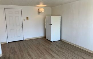 1 bed, 1 bath, 300 sqft, $750, Unit 1B