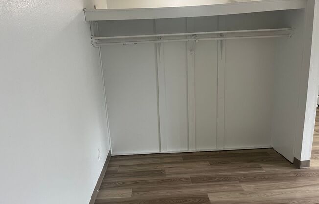Studio, 1 bath, 476 sqft, $950, Unit 16