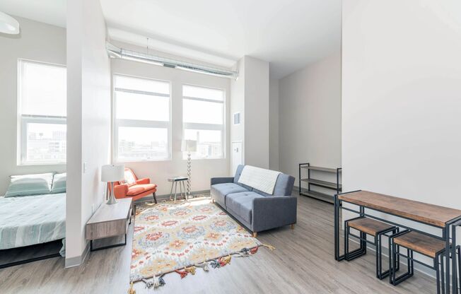 1 bed, 1 bath, 429 sqft, $1,699, Unit 319