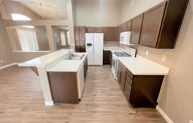 SUPER UPDATED SINGLE STORY NO HOA!!