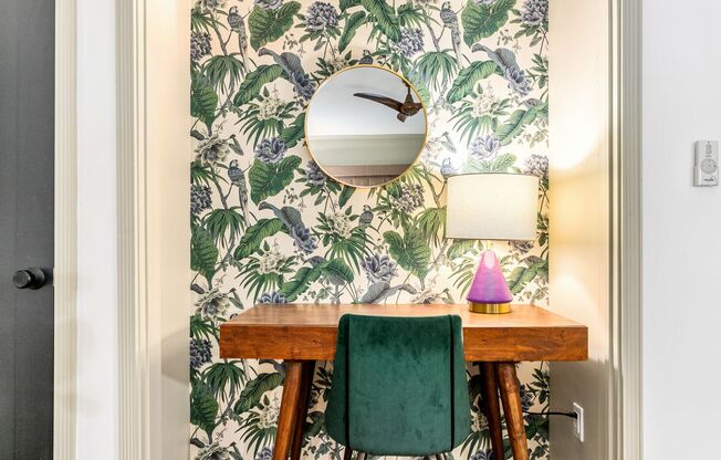 Studio, 1 bath, 300 sqft, $1,600, Unit 204H