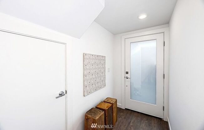 2 Bedroom Ballard Townhome Available