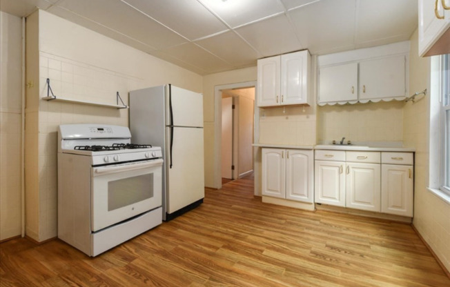 63 ELMWOOD ST