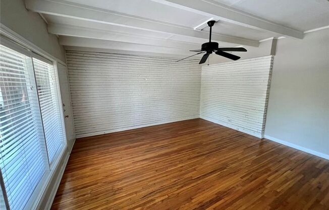 Studio, 1 bath, 500 sqft, $995, Unit 222