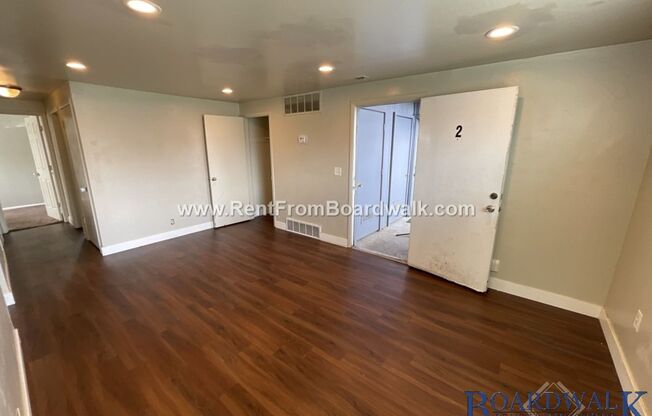 2 beds, 1 bath, 800 sqft, $1,149, Unit 4626 Carnegie Tech St #2