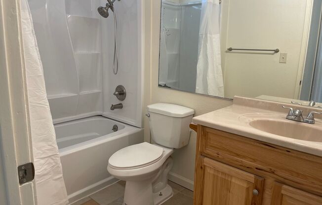 3 beds, 2 baths, $2,095