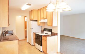 2 beds, 2 baths, 1,050 sqft, $1,674, Unit 317