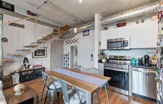 690 SW 1st Ct cu-3124, Miami, FL 33130