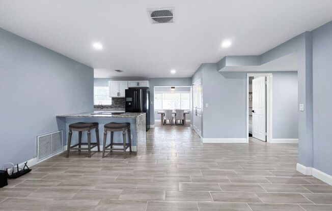 Beautiful Seminole Home with Large, Fully Fenced Backyard! | 3beds/1.5bath