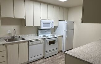 1 bed, 1 bath, $1,595, Unit 35