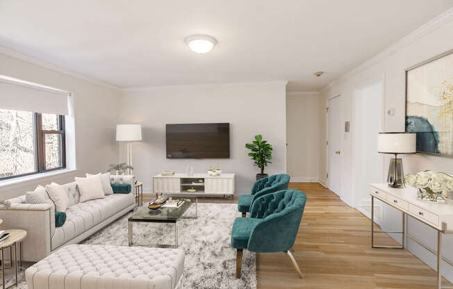 1 bed, 1 bath, 700 sqft, $3,095