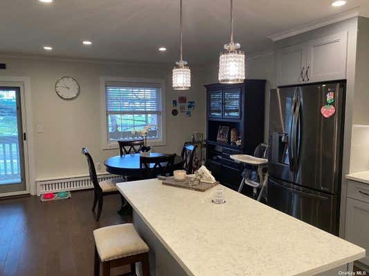 3 beds, 2 baths, 1,200 sqft, $3,900, Unit 21M