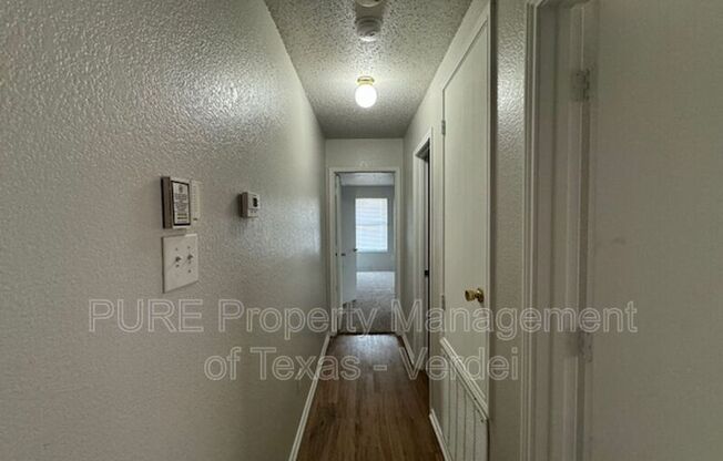 3 beds, 2 baths, 1,526 sqft, $1,800