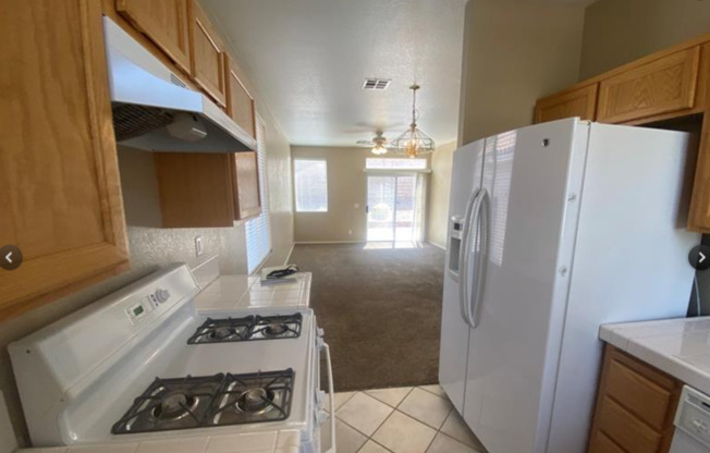 3 beds, 2 baths, $2,000