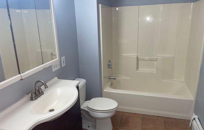 Newly renovated 4 bedroom 1.5 bath single family house