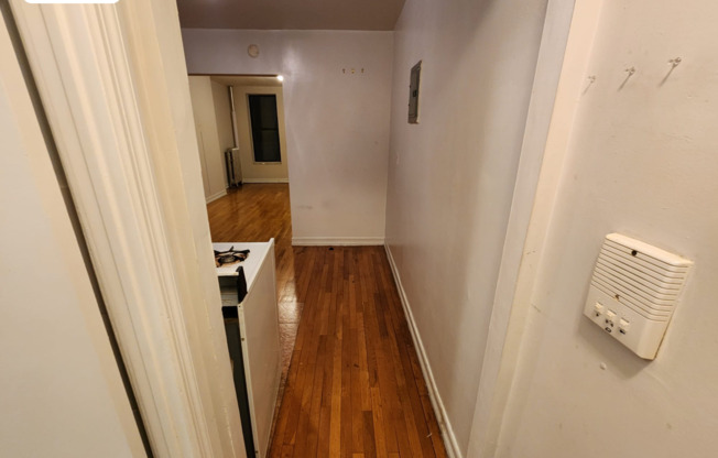 1 bed, 1 bath, $1,790, Unit 2D