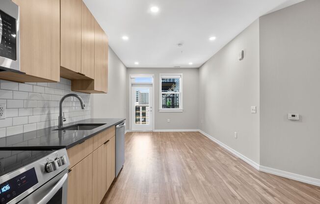 1 bed, 1 bath, 614 sqft, $2,240, Unit 314