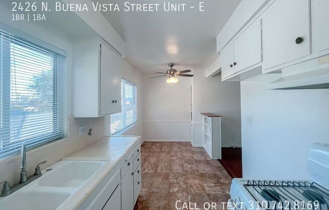 2426 N BUENA VISTA ST