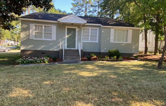 Move-In Special: 1/2 off on the first full month's rent!! Introducing a charming house in Columbus, GA, boasting 1332 square feet of living space.