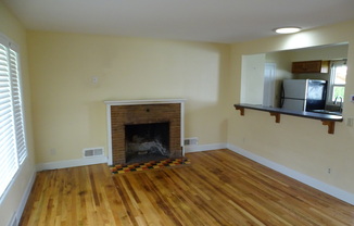 2 beds, 1 bath, $1,950