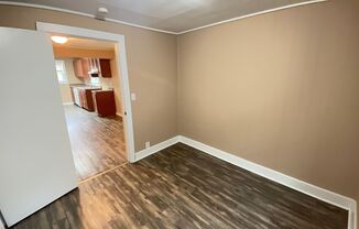 2 beds, 1 bath, $995