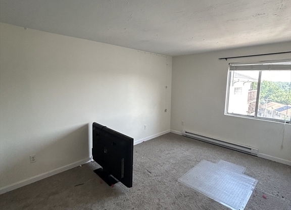 2 beds, 2 baths, 1,050 sqft, $1,800, Unit D61