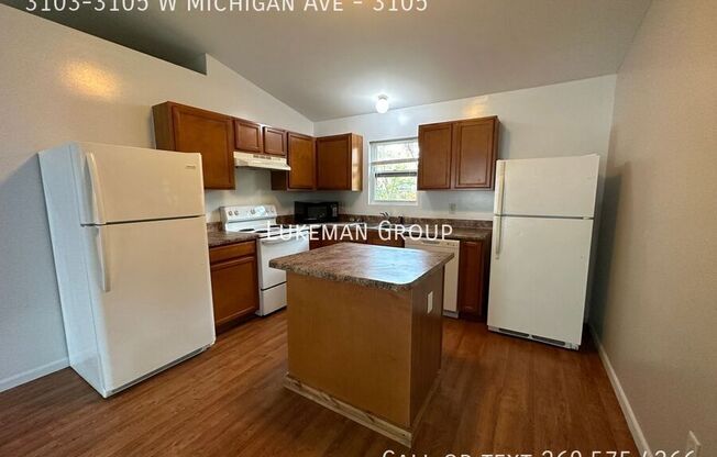 3103 3105 W MICHIGAN