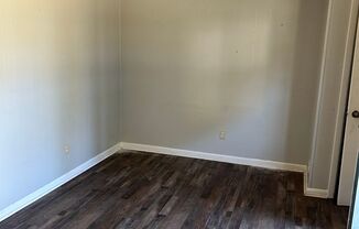 1 bed, 1 bath, $550