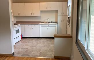 1 bed, 1 bath, 850 sqft, $1,085, Unit 306