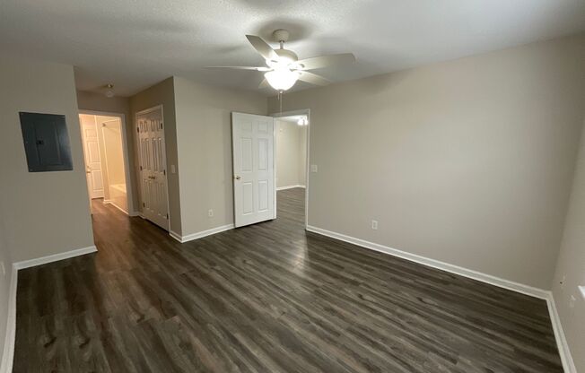 1 bed, 1 bath, 765 sqft, $1,075, Unit 2750-2