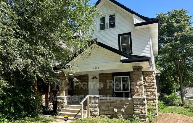 2958 LOCKRIDGE AVE