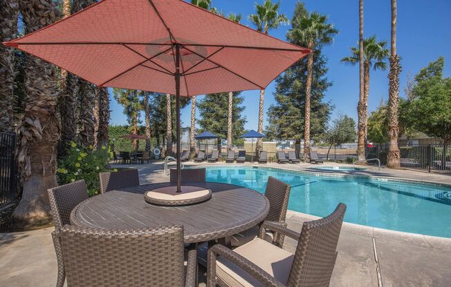 2 beds, 1 bath, 900 sqft, $1,610, Unit 17-056