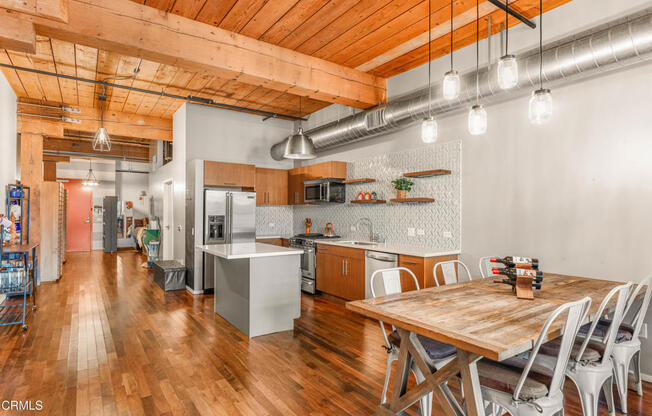 1 bed, 1 bath, 1,110 sqft, $3,700, Unit 426