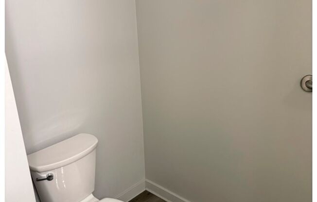 2 beds, 1 bath, 763 sqft, $1,375, Unit Unit 201