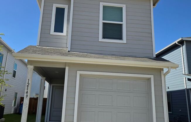 "Feel Right at Home – Modern 3 Bed, 2.5 Bath in Foree Ranch"