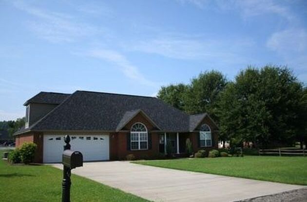 Lovely Brick Home Close to Shaw Air Force Base!