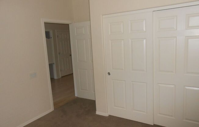 3 beds, 2 baths, $1,700, Unit # 14 2054
