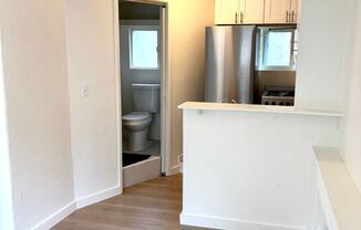 1 bed, 1 bath, 250 sqft, $1,650, Unit 528 A