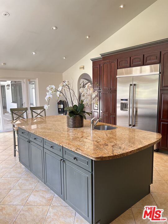 114 S LAYTON DR