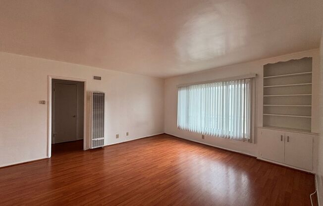 Chevy Chase, 719-729