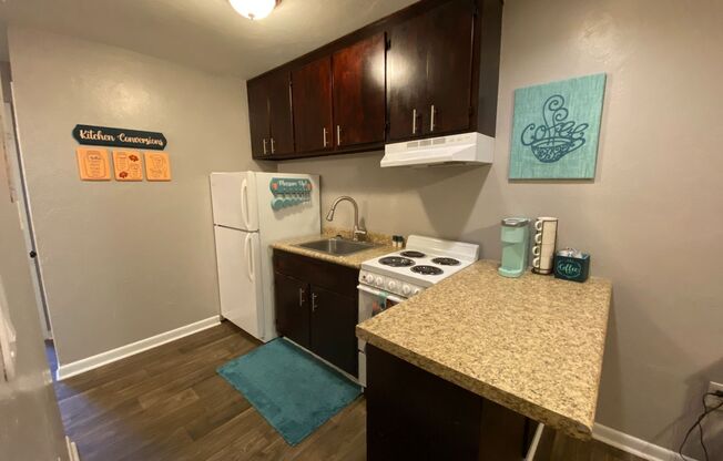 1 bed, 1 bath, 475 sqft, $950, Unit LA 14