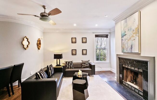 Luxury Midtown Private Retreat!
