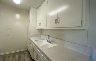 1 bed, 1 bath, $1,750, Unit 24