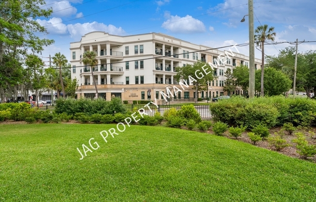 1661 RIVERSIDE AVE