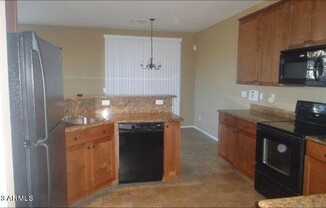 3 beds, 2.5 baths, $2,000