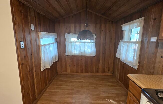 Single Story Home in El Sobrante... Available Now !!